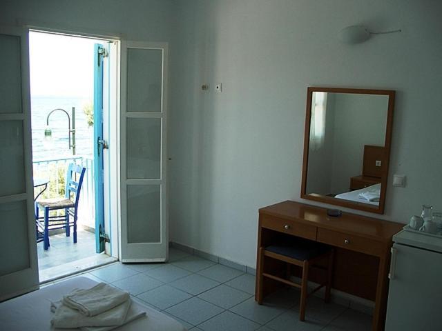 Kleopatra'S Rooms Livadia  Room photo